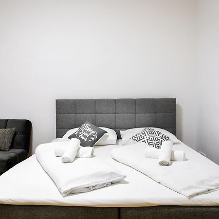 Royal-Haven Apartment Wina Bagian luar foto