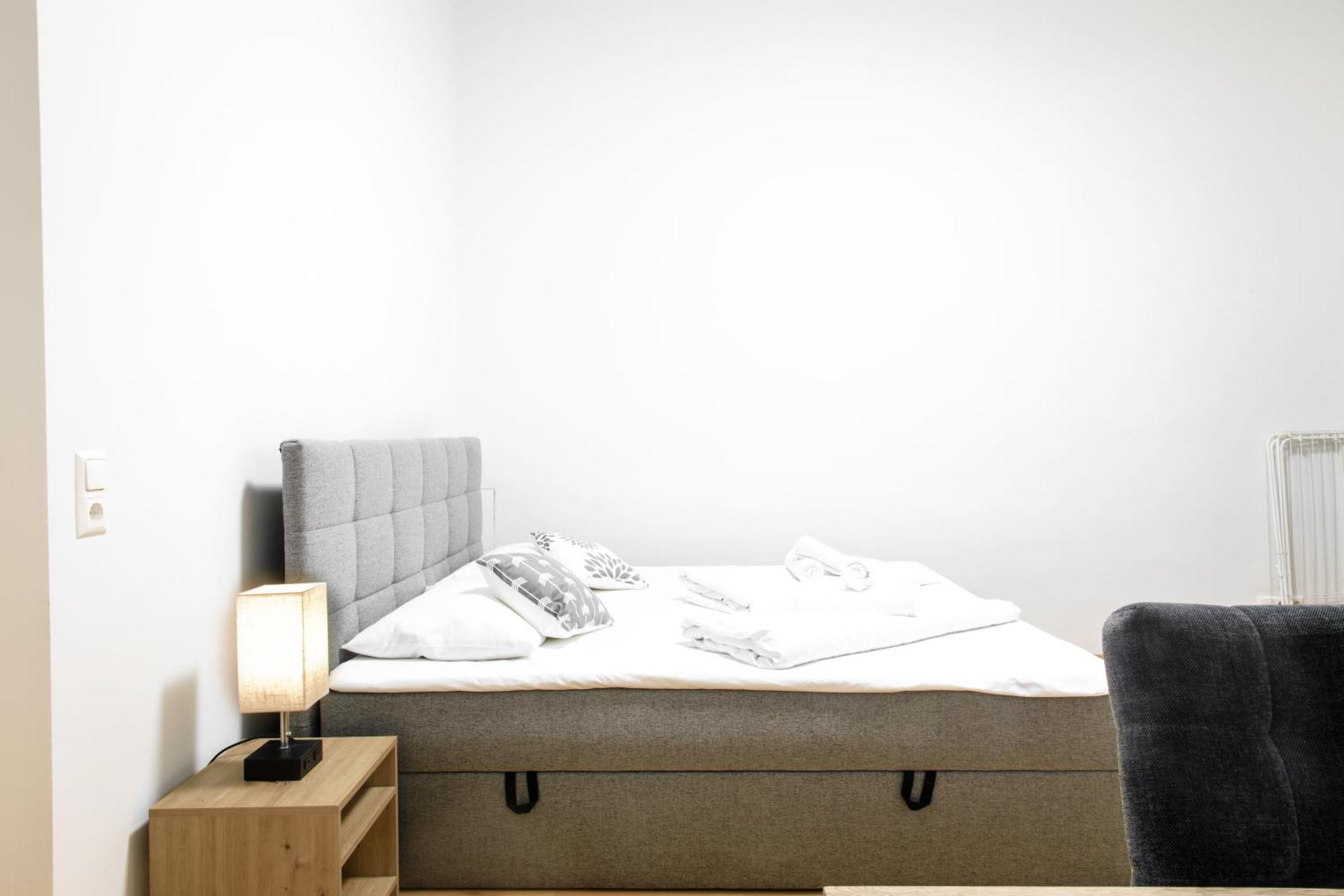 Royal-Haven Apartment Wina Bagian luar foto